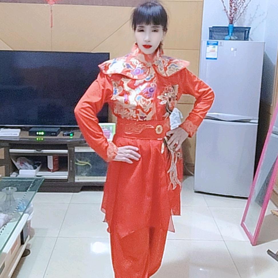 太阳姐 每晚8点40左右开播