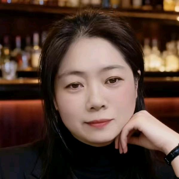 涪陵龙湾纯粮食酒（肖）辈，光