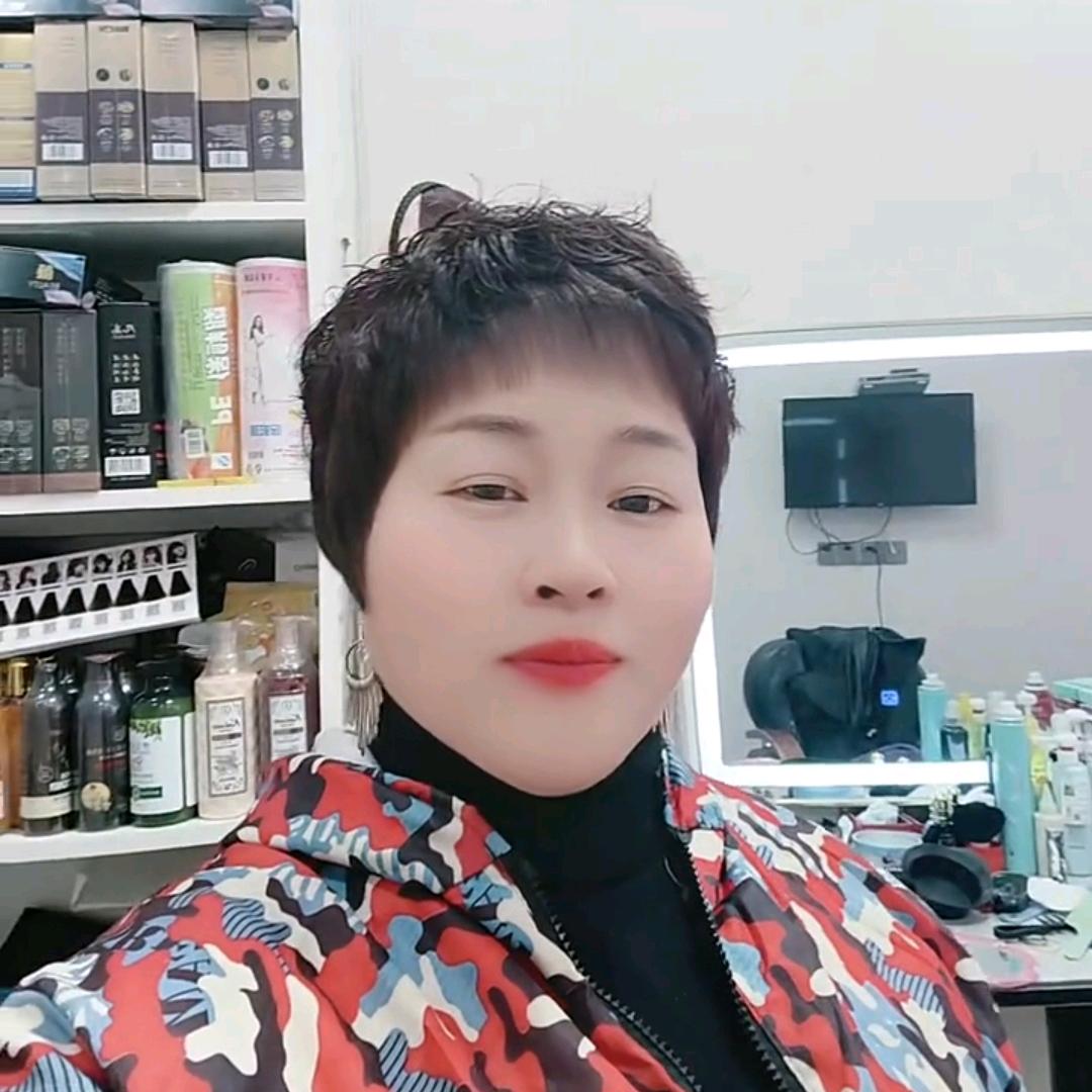 爱萍姐（1）（理发店）晚上7：40开播