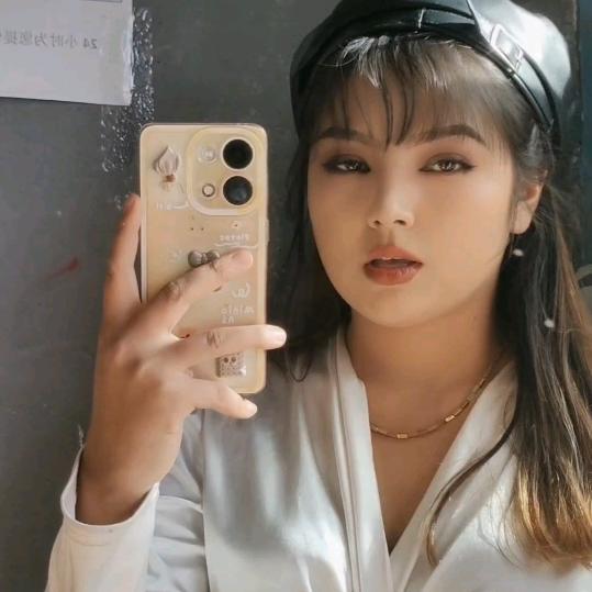 古再丽