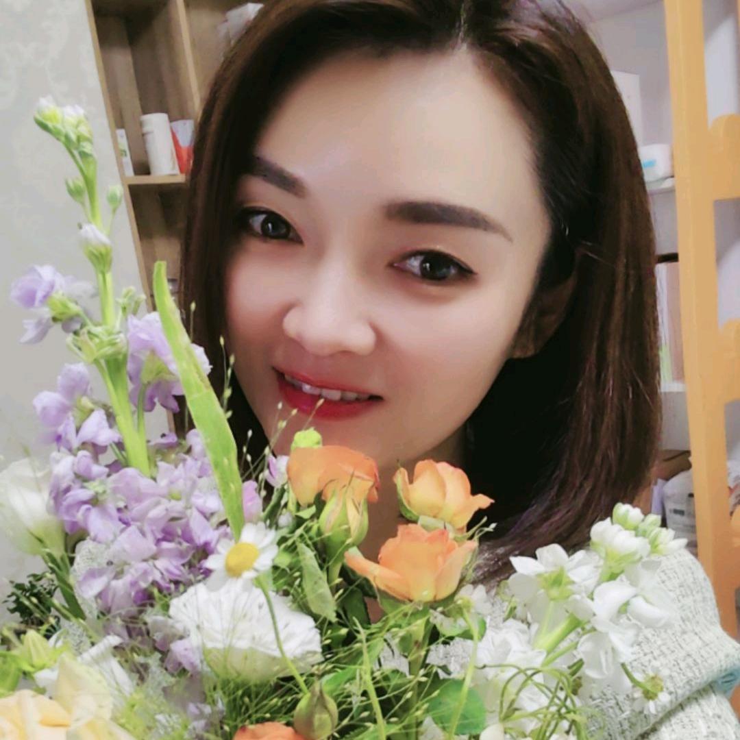 杨老师( ﹡ˆoˆ﹡ )