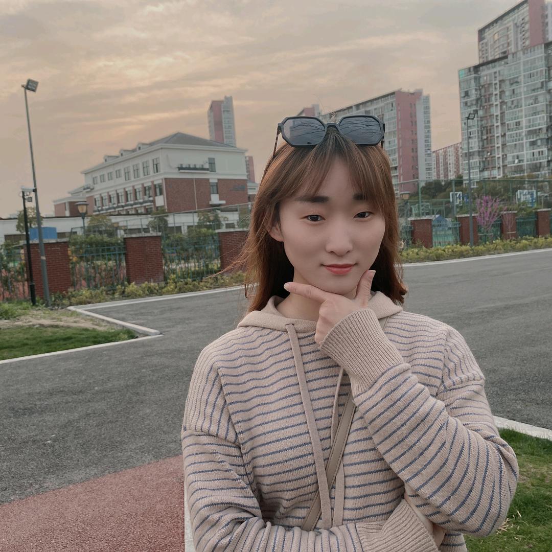 一个素人&小玲子