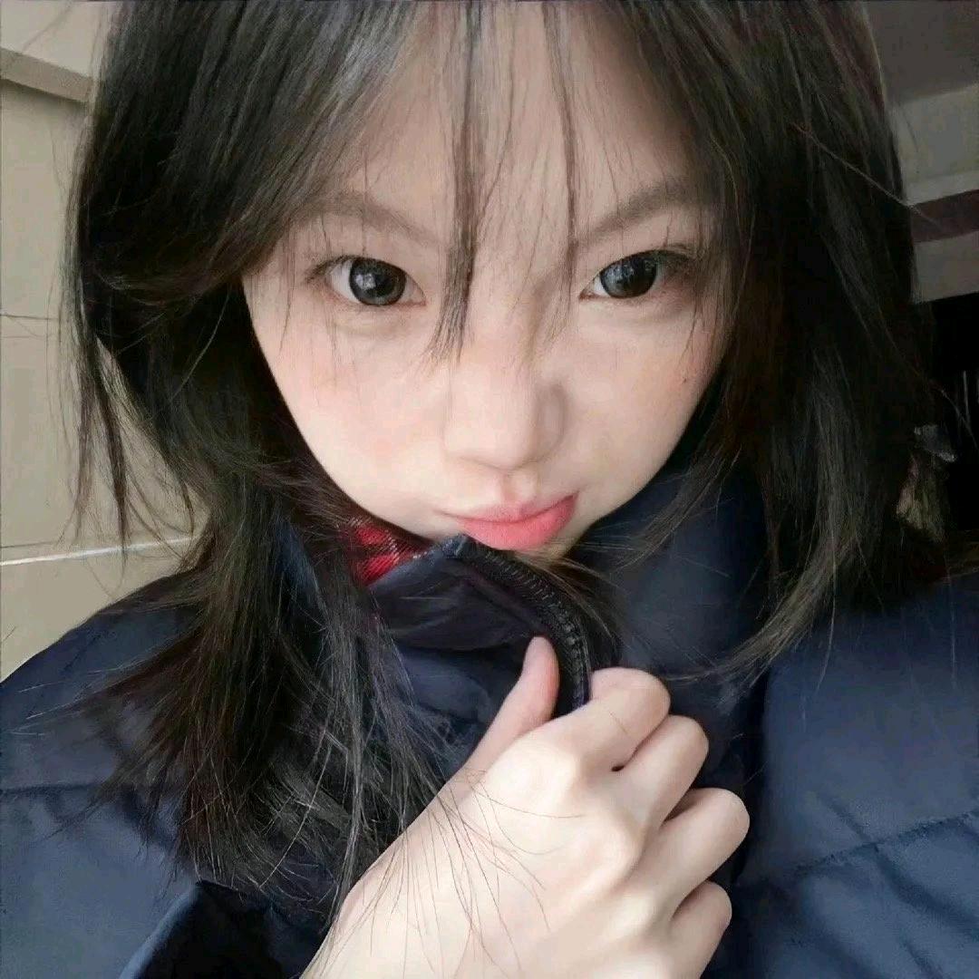 再 睡 五 分 钟🦥