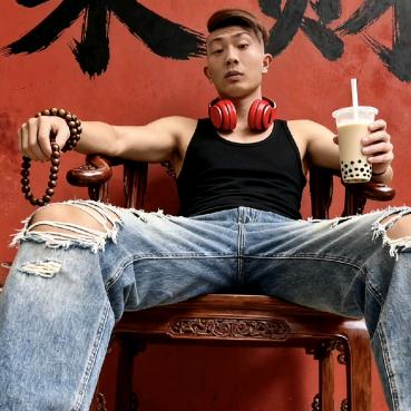 颍     上    辉    哥