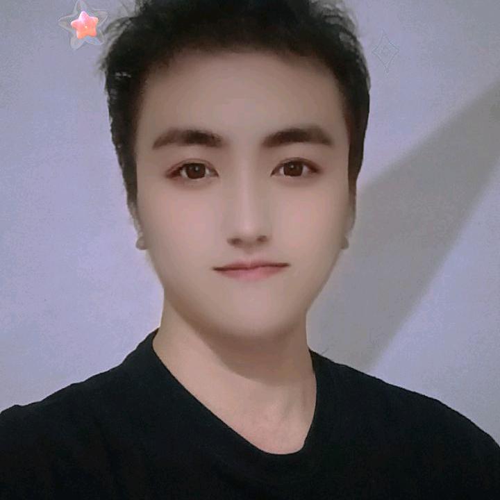 ℋღ᭄爱你🍒是我选择᭄💞࿐