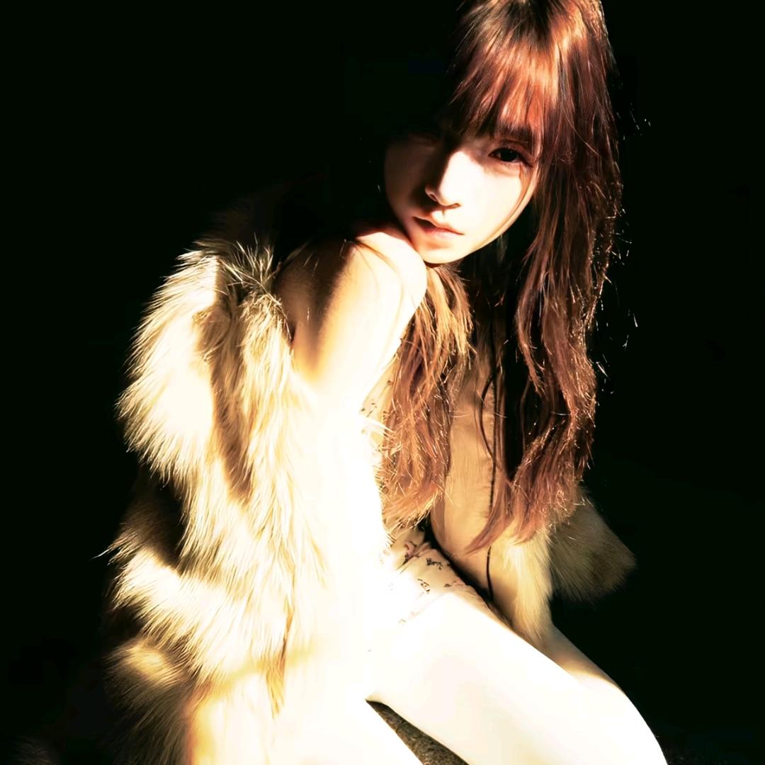 加香菜的麻辣肝碗托