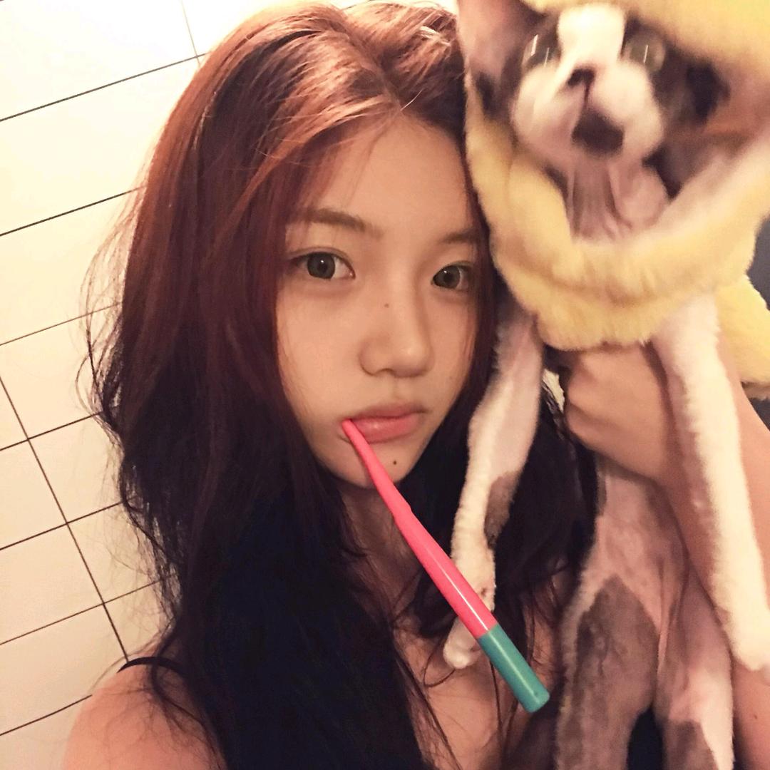 我睡觉的时候不困😪