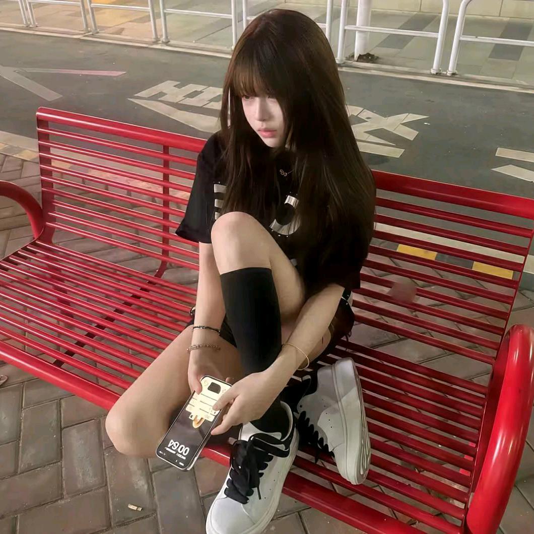 快捡起来吃le
