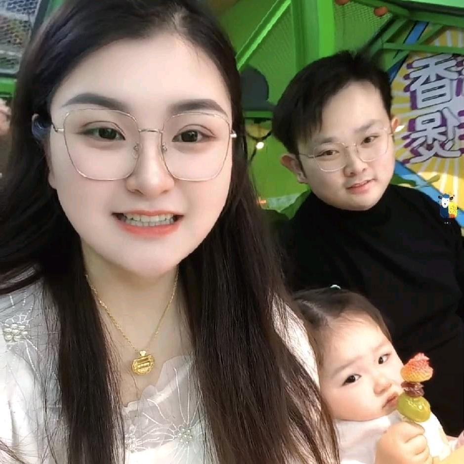 玲玲水煎包 瘦肉丸 烧饼 鸭血粉丝汤
