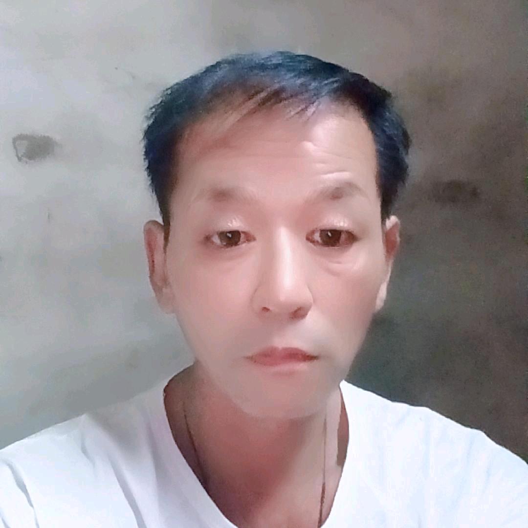 张玉文