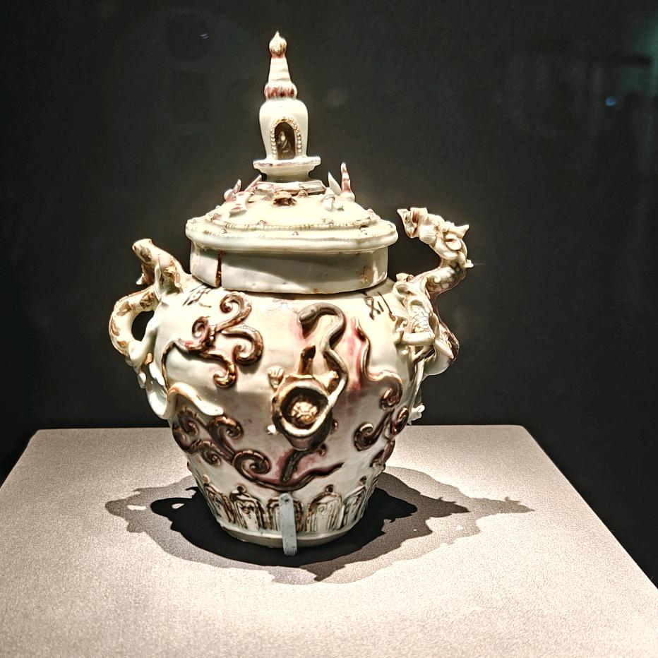 🌈进击的凹凸曼