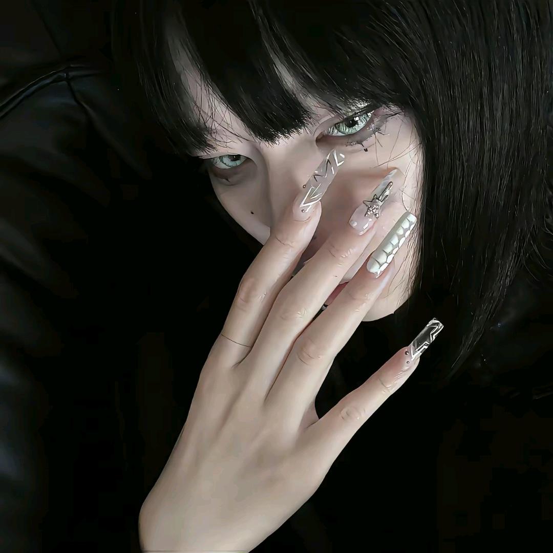 @暴躁姐🤬
