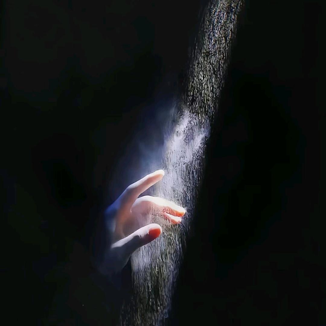 瑞