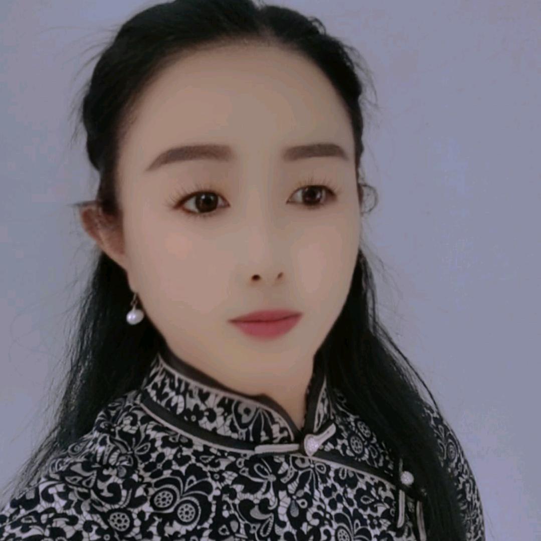 落雪染尘