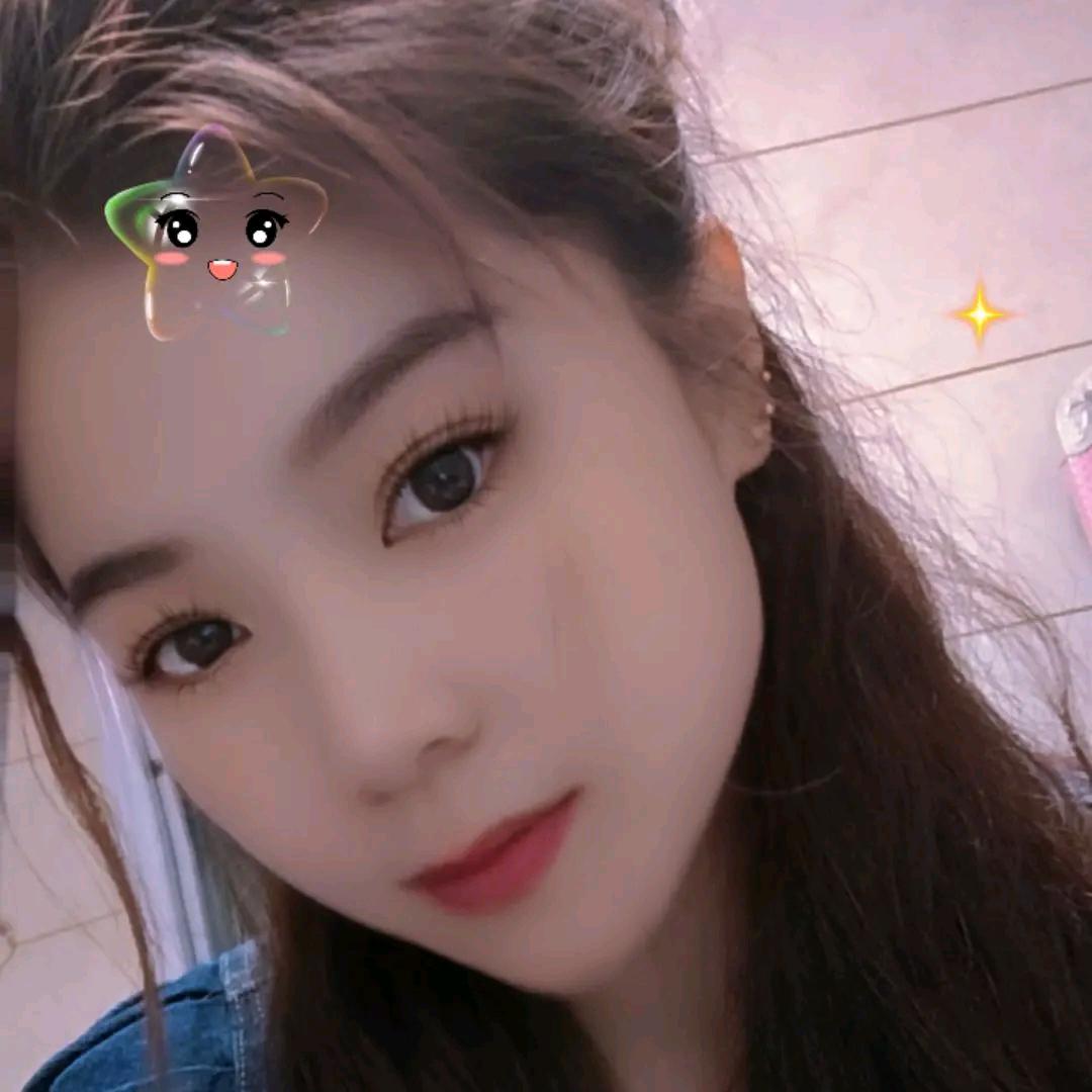 阳光下的泡沫