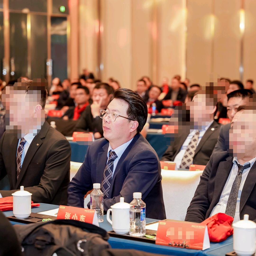 中联重科～张小东