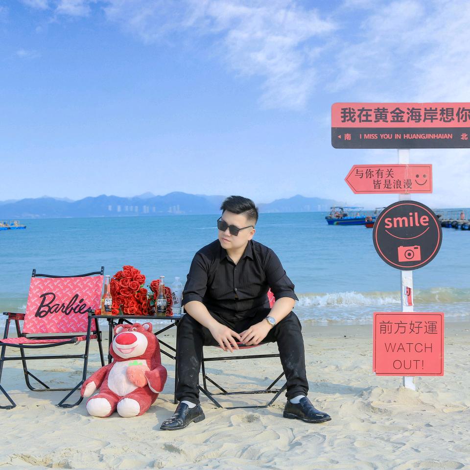 刘老板【户外娱乐】