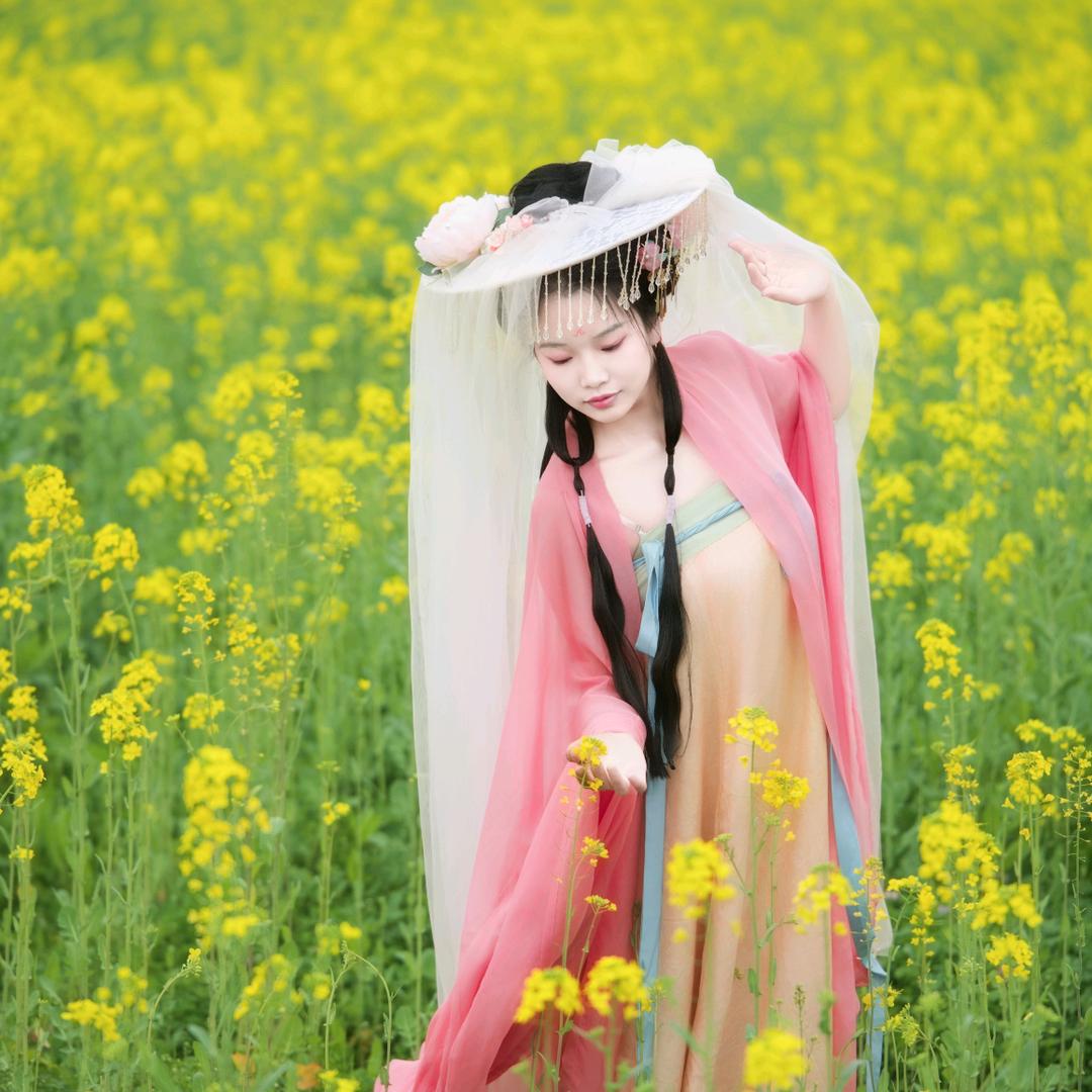 青青子衿汉服体验馆