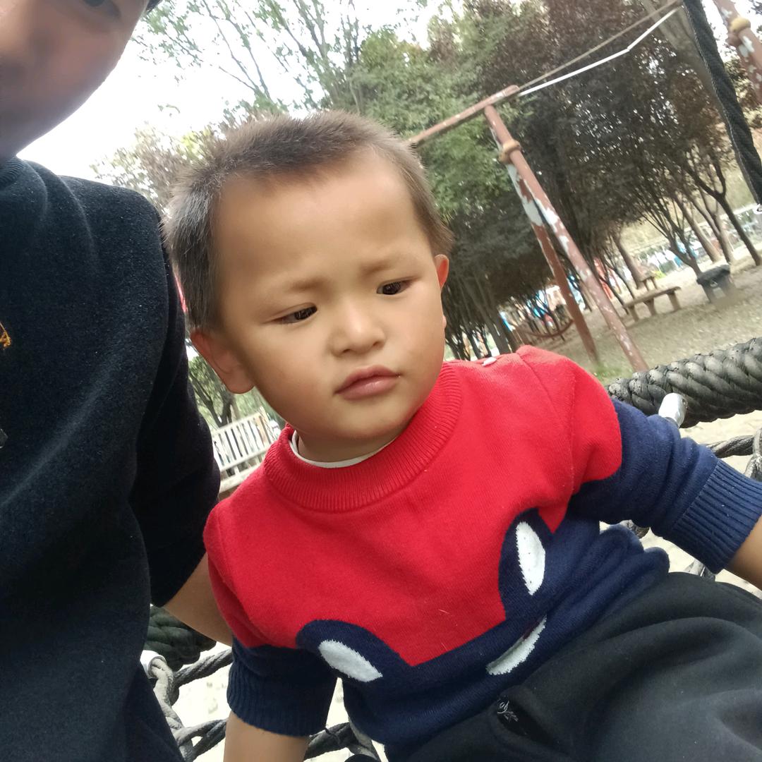 摆摊卖回忆(•̀へ•́╮)