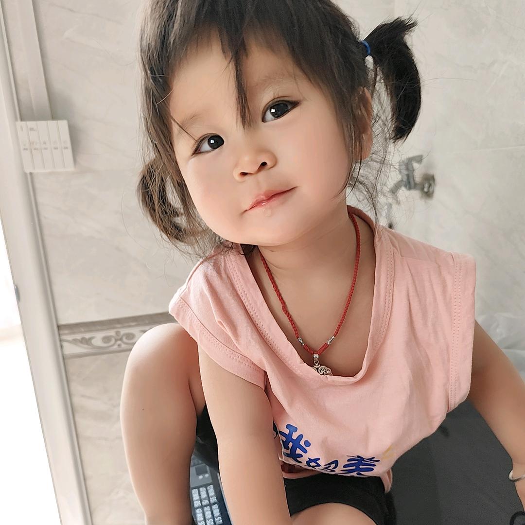 娜娜。