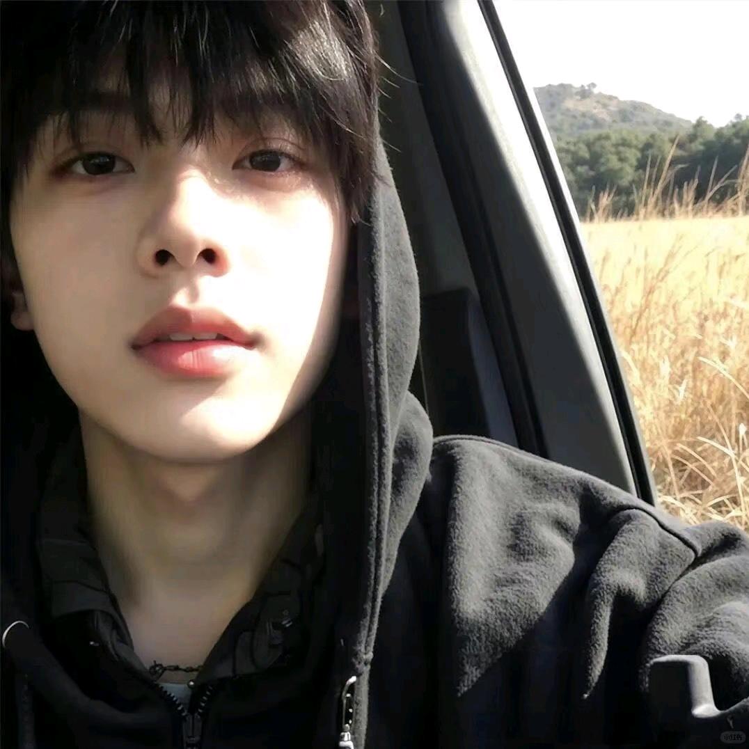 想去山谷里看海