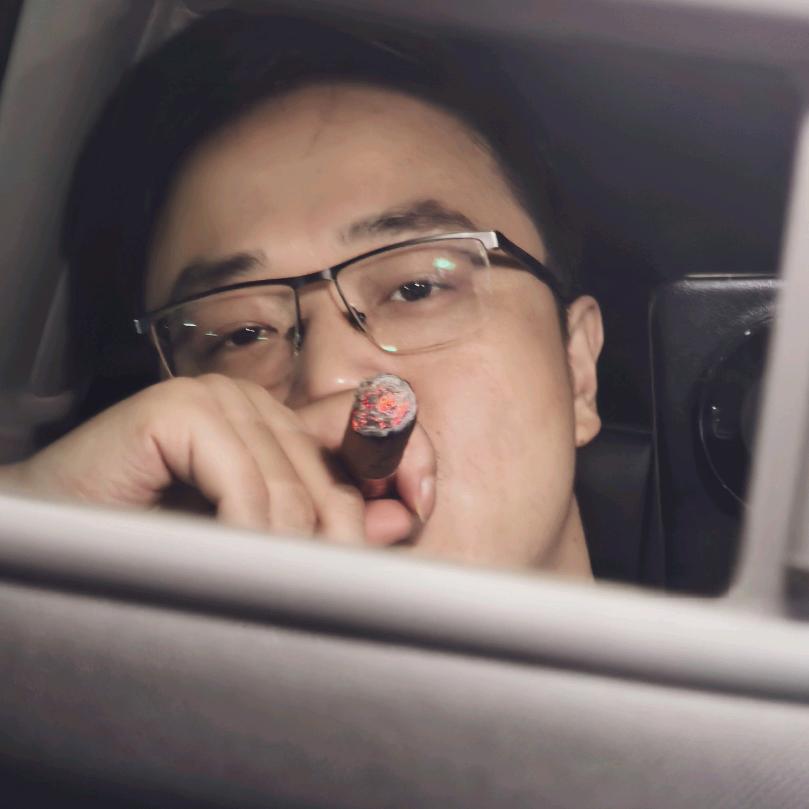 开心小阳哥