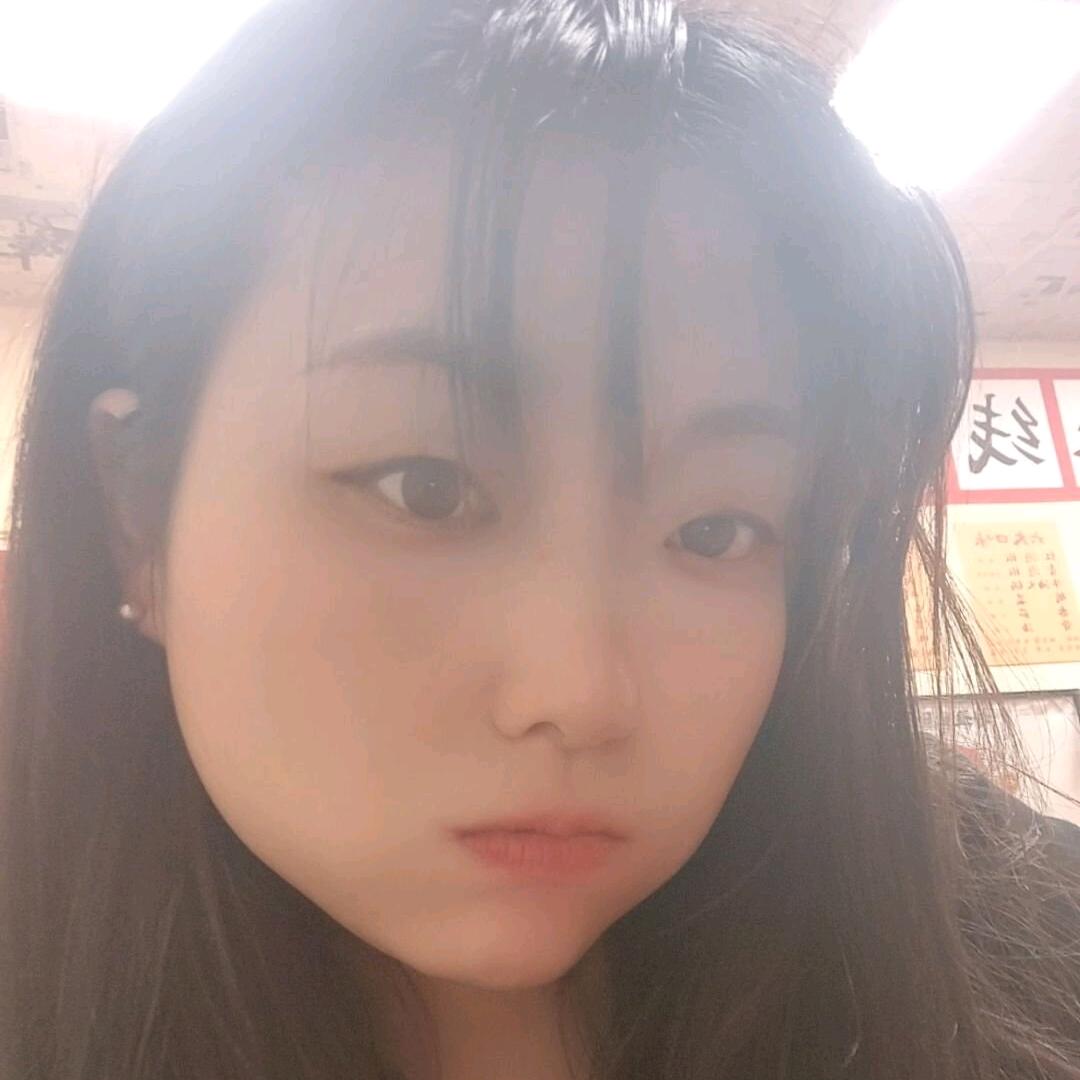 月月喜气洋洋