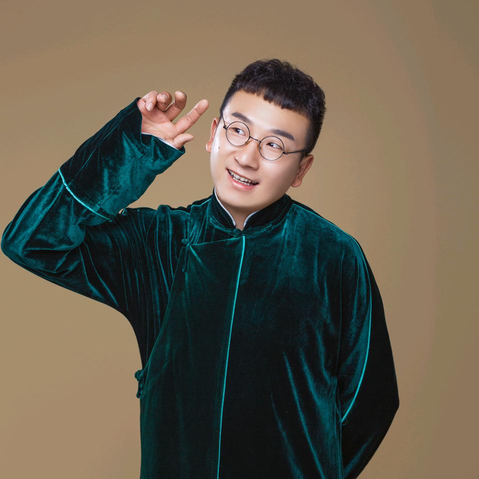 烨飞轩相声汇馆班主