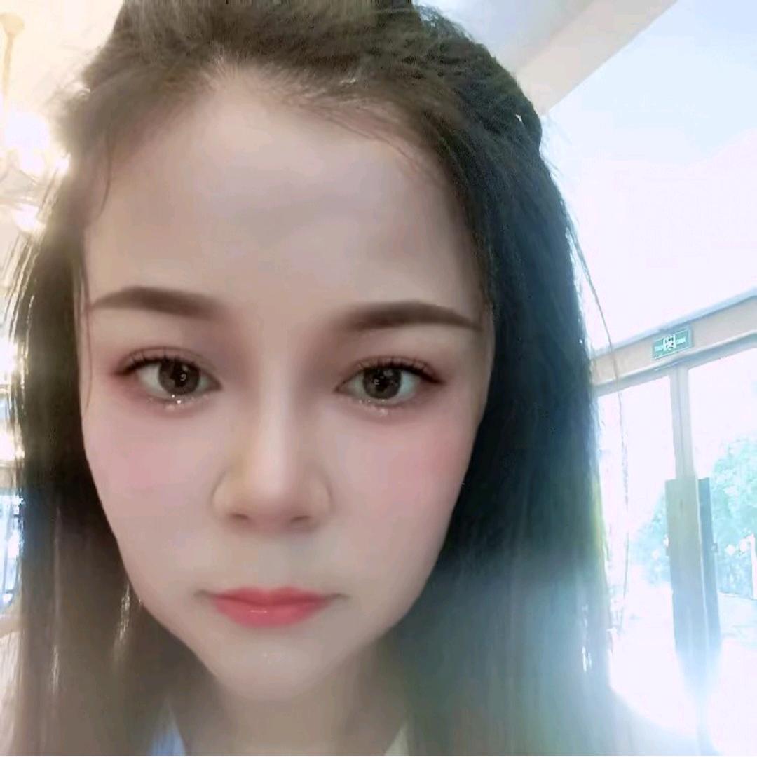 发光女神