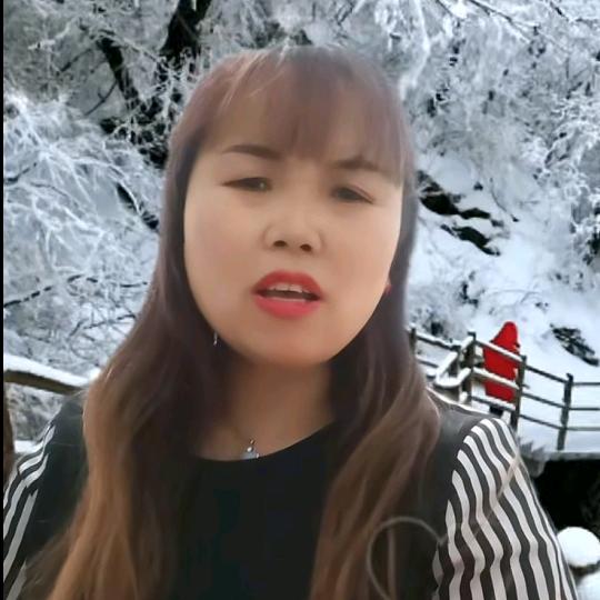 小朱孃，阳光烧烤烙锅