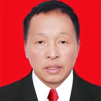 田军武下吉镇葡萄协会技术服务