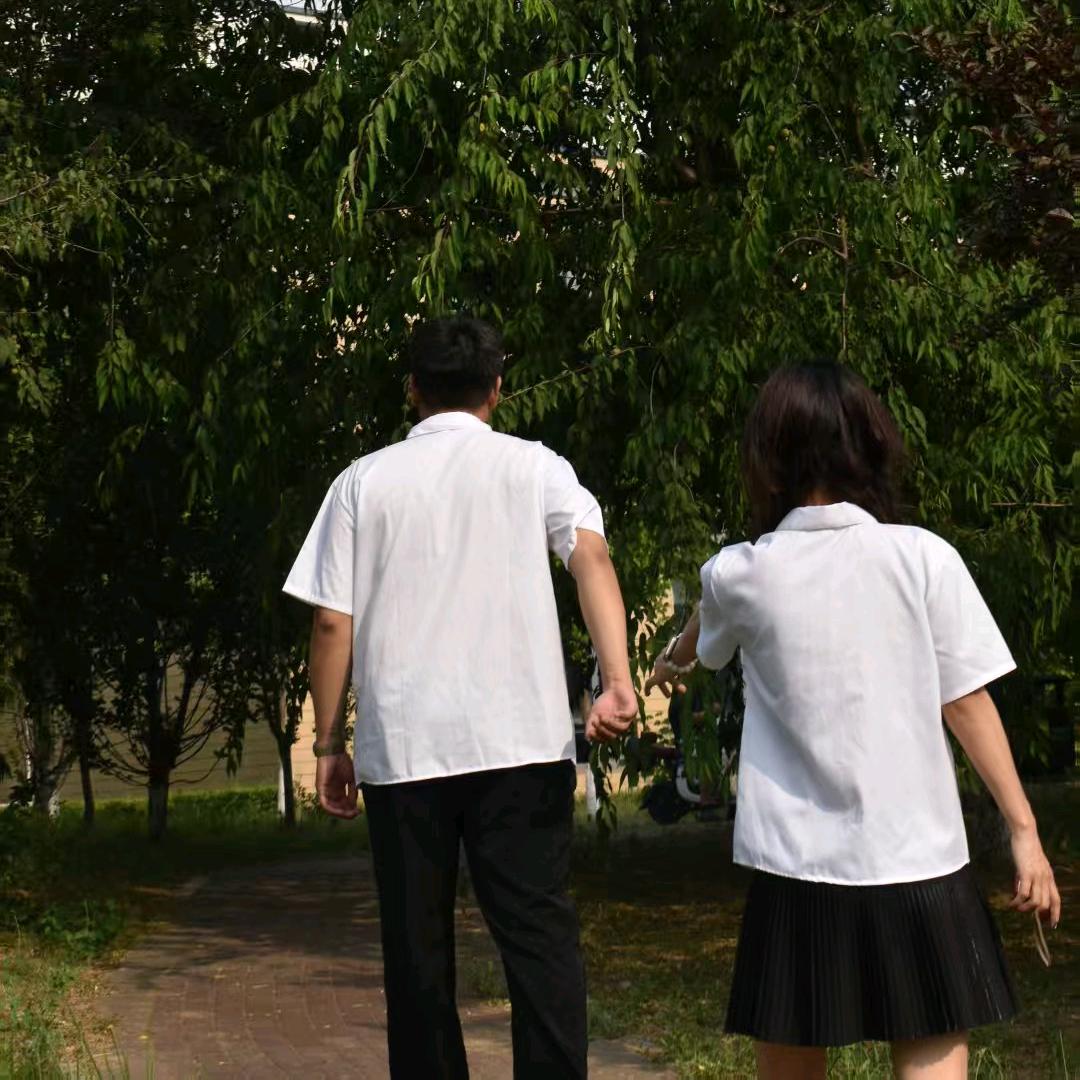 跑腿届的彭于晏