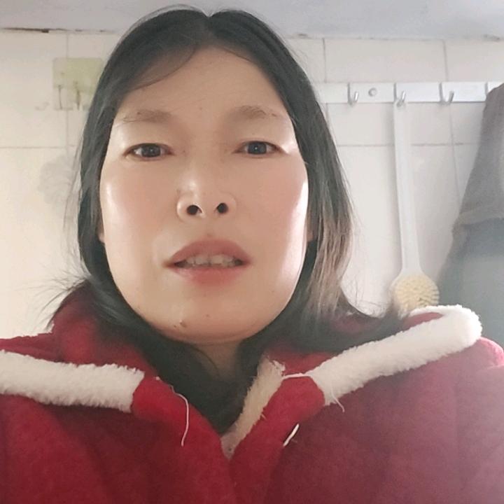 岁月静好(៸៸᳐⦁⩊⦁៸៸᳐ )੭