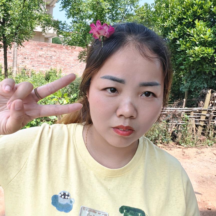 农村龅牙妹子