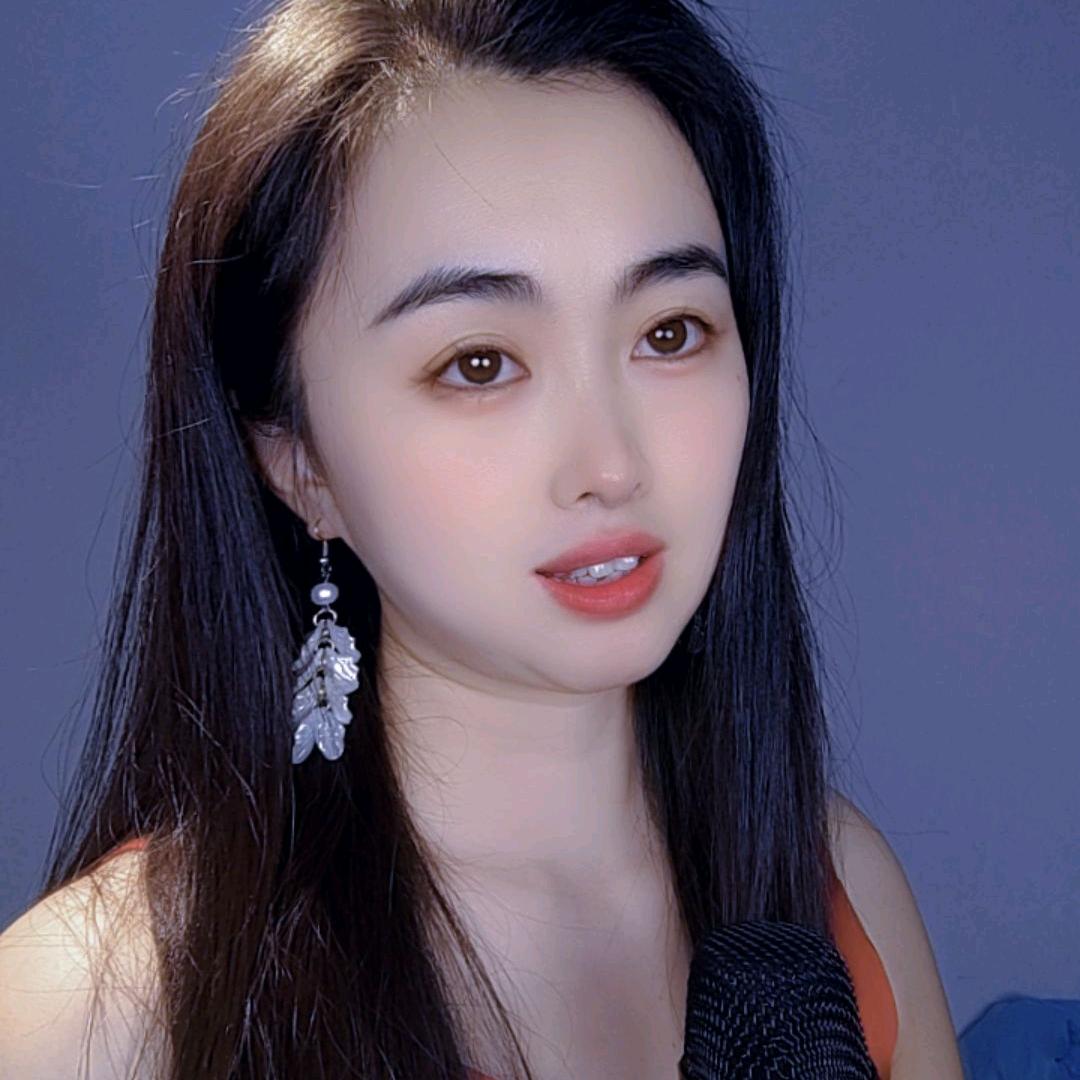 小伊，