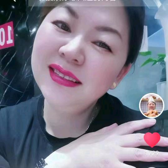 火山姐（动感呼拉圈早上：5点55）