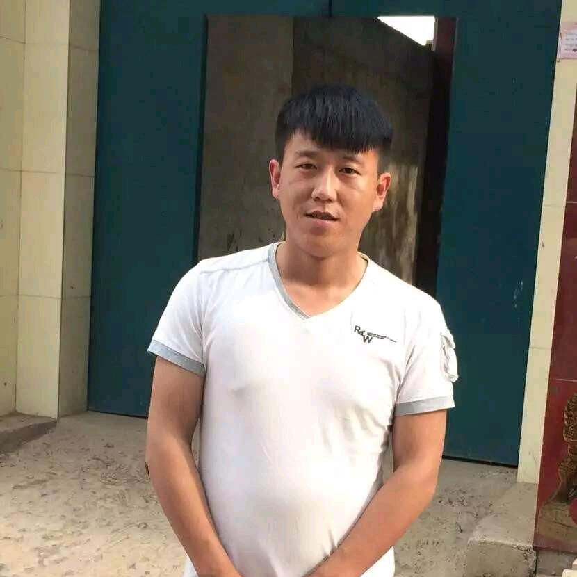 木子ヾ(@^李▽^帅@)ノ