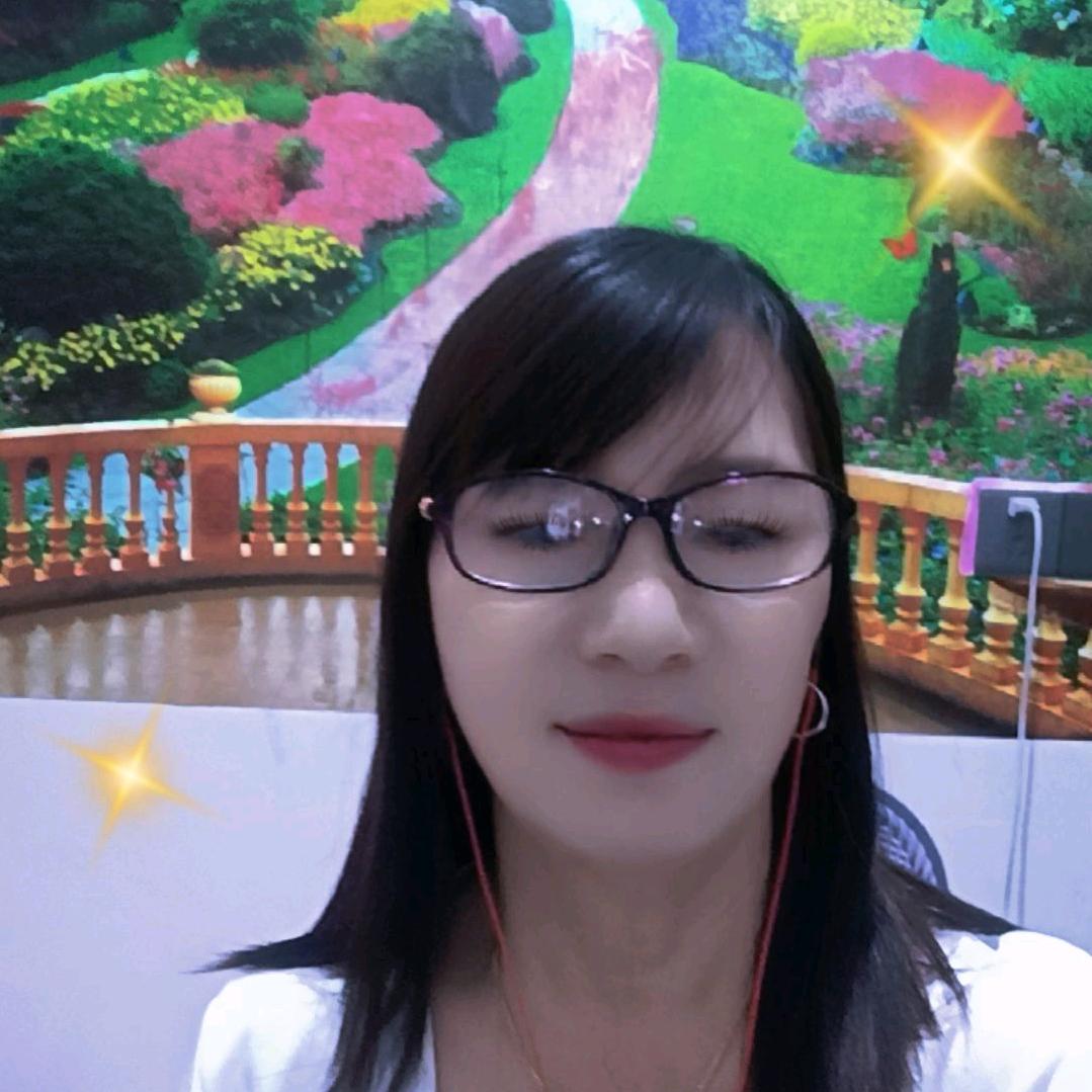 阿秀，晚上九点半直播