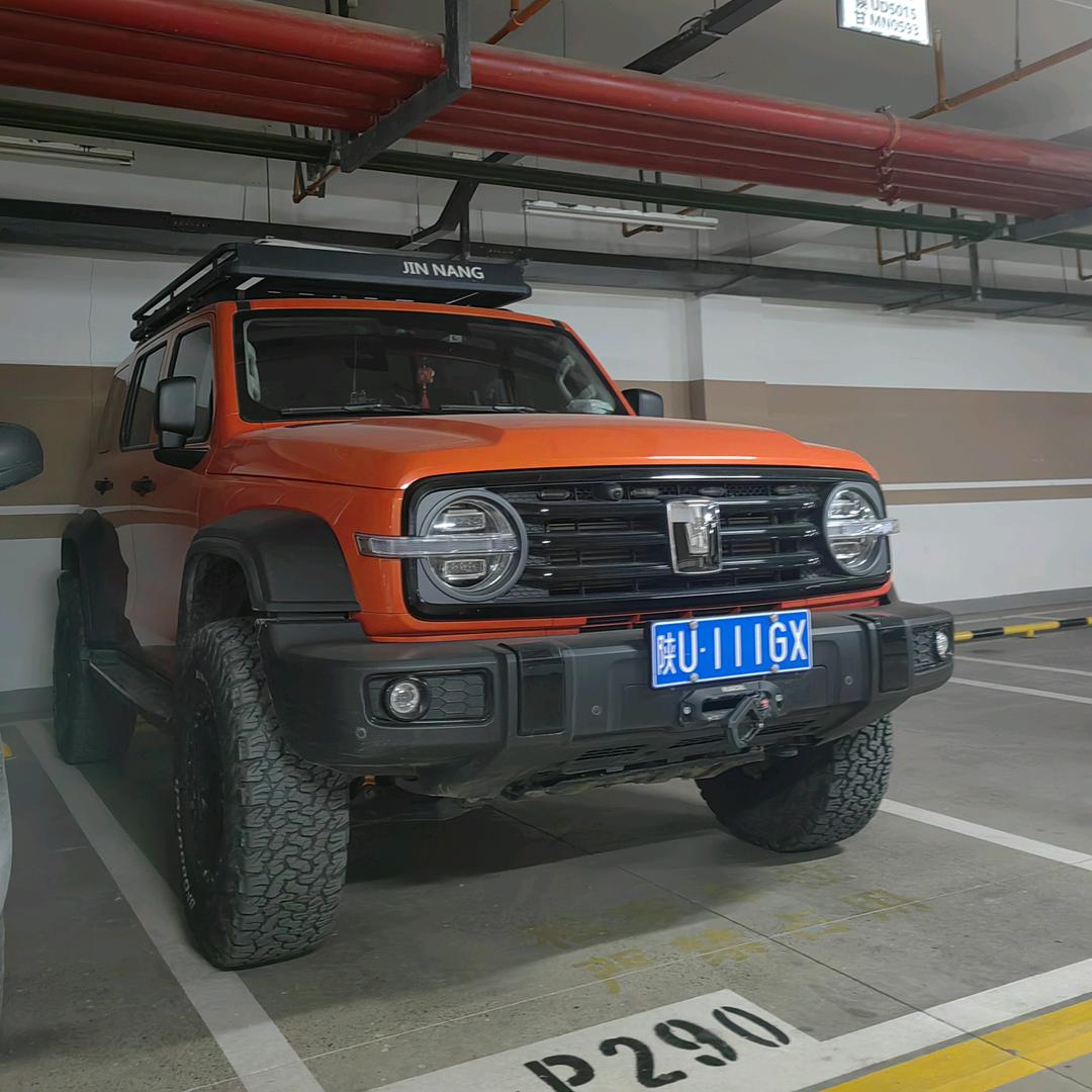 开坦克的U111