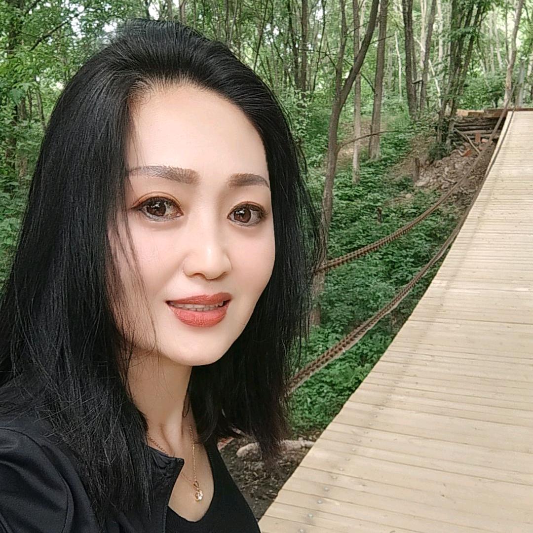 丽丽