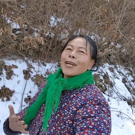 小丑妹(下午2:10开直播。