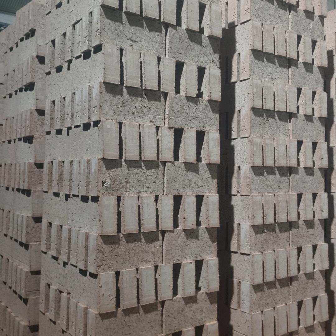 @豫见辉哥，红砖厂家直销.专业批发运输