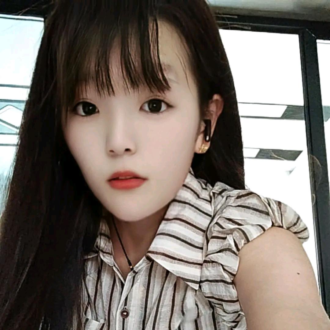 爱做梦的女孩