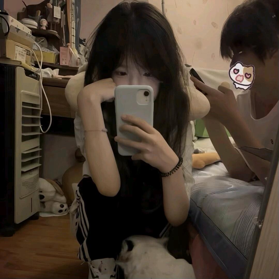 u点小糕冷.