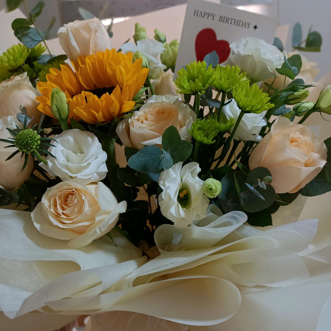 幺妹💐💐花儿朵朵开