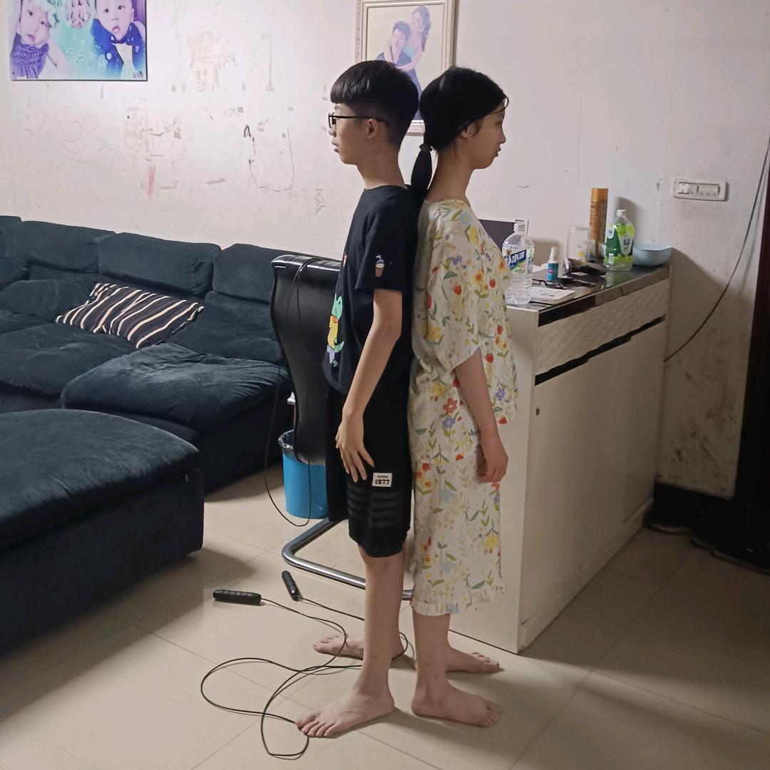脚踏火焰山