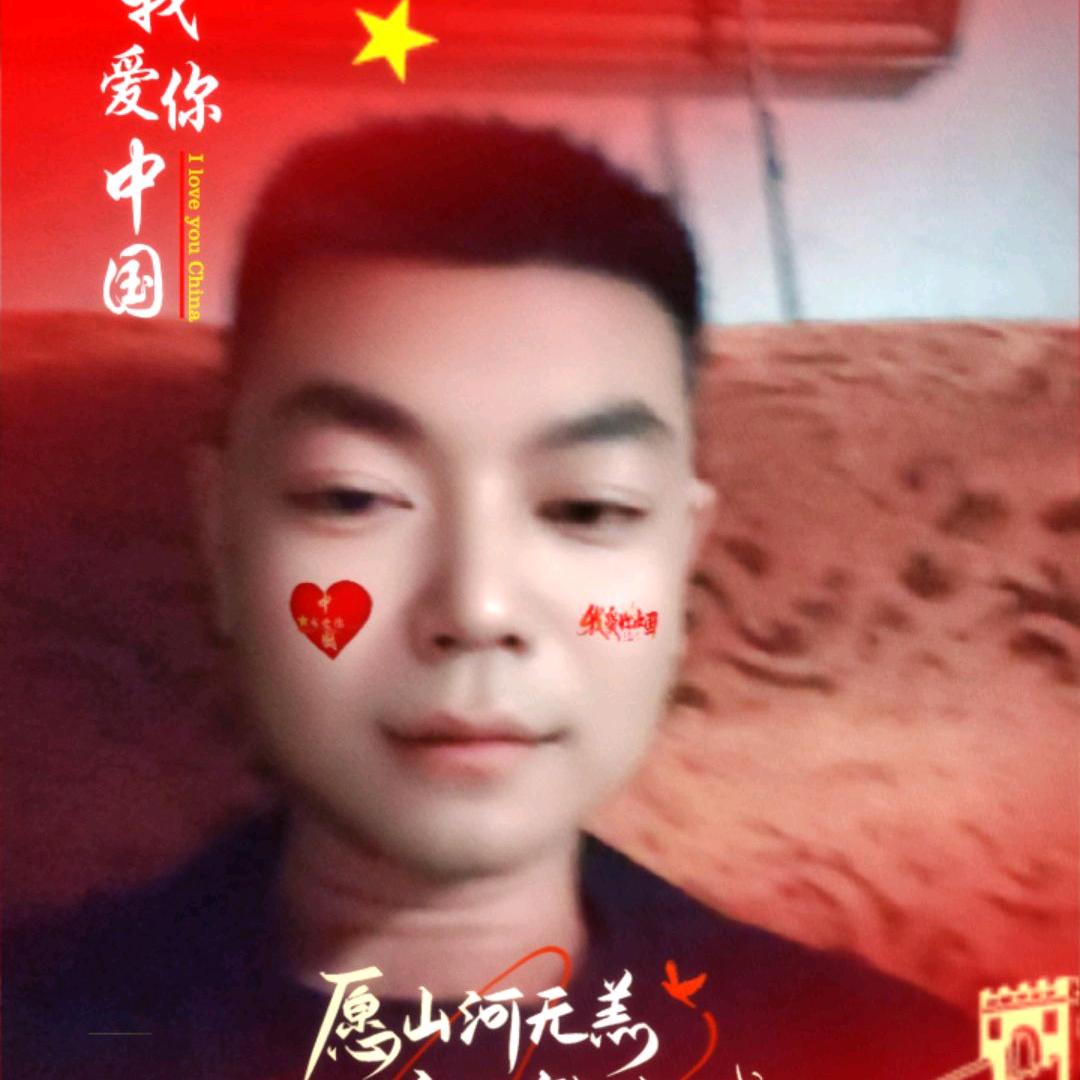 努力的小伟哥