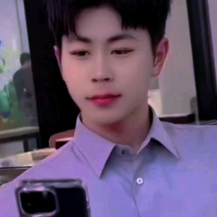 自己爱自己。一个人陶