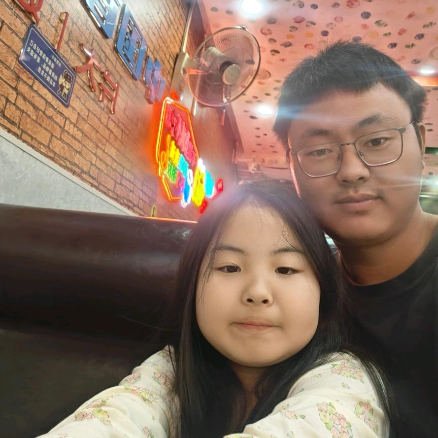黑色的钢琴键