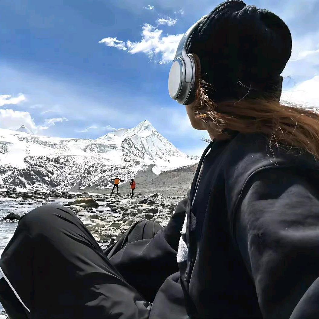 到处旅游的小灿